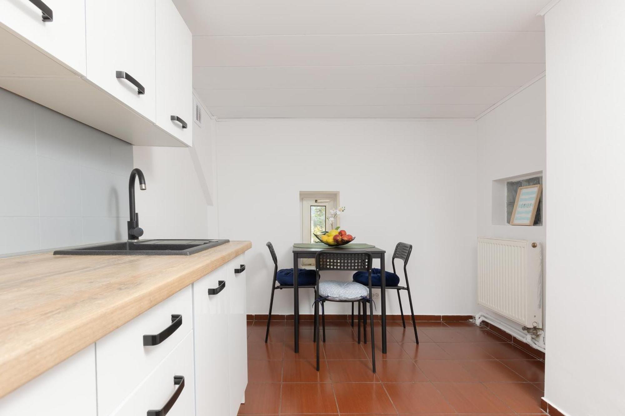 ורשה Metro Plac Wilsona Apartments Mickiewicza By Noclegi Renters מראה חיצוני תמונה