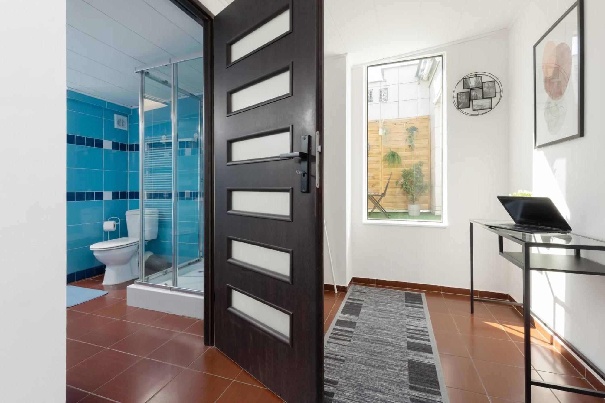 ורשה Metro Plac Wilsona Apartments Mickiewicza By Noclegi Renters מראה חיצוני תמונה
